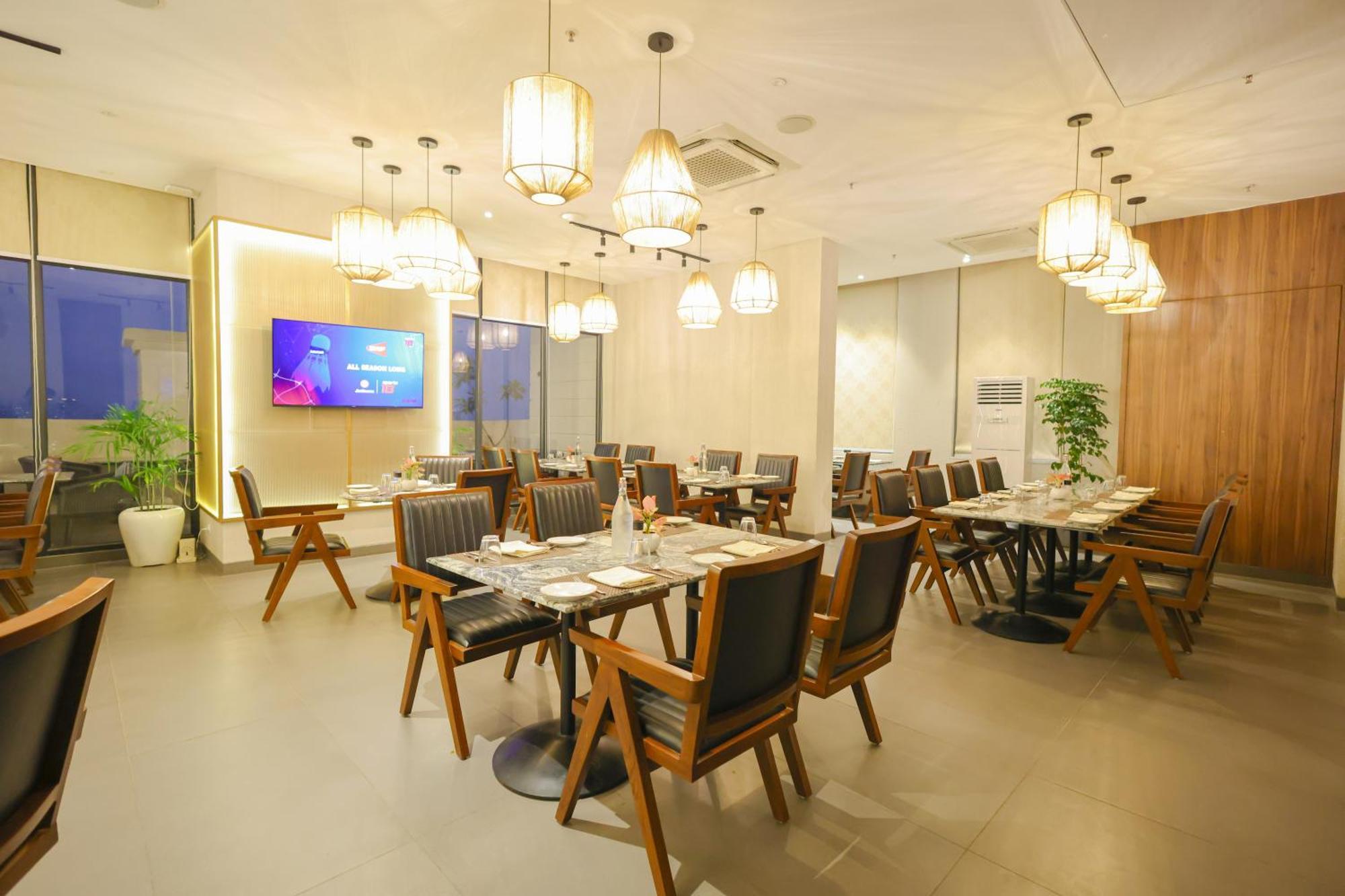 Rhythm Gurugram Hotel & Suites, Sohna Road Gurgaon Exterior photo